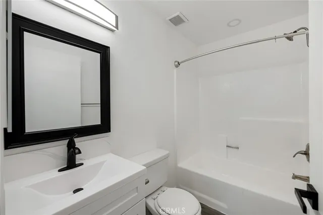 $8,500,000 | 4406 Cahuenga Boulevard, Toluca Lake, CA 91602