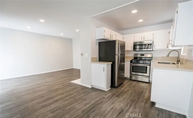 $8,500,000 | 4406 Cahuenga Boulevard, Toluca Lake, CA 91602