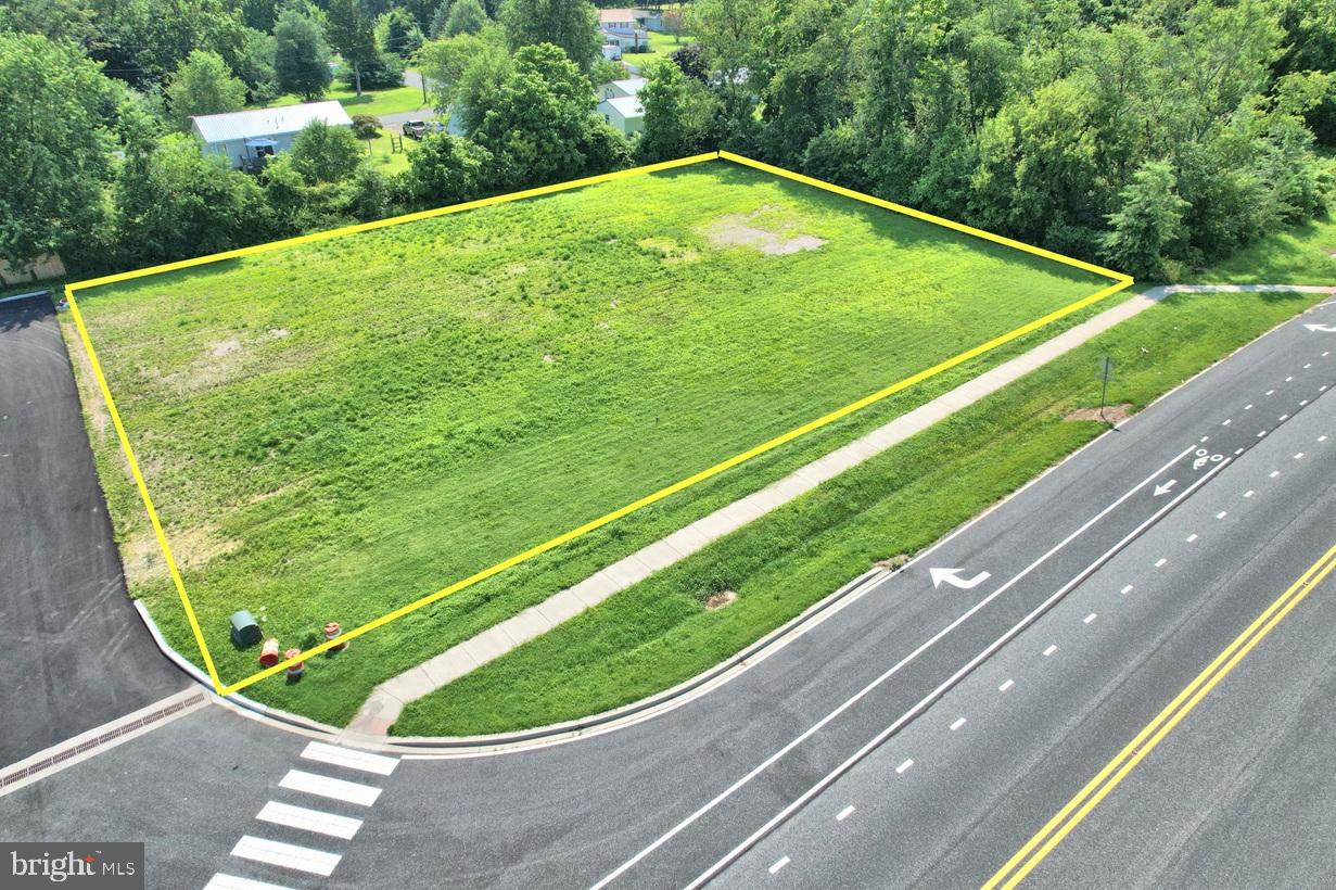 0 Front Street Frederica, DE 19946 - Photo 5 of 14 a view of a back yard