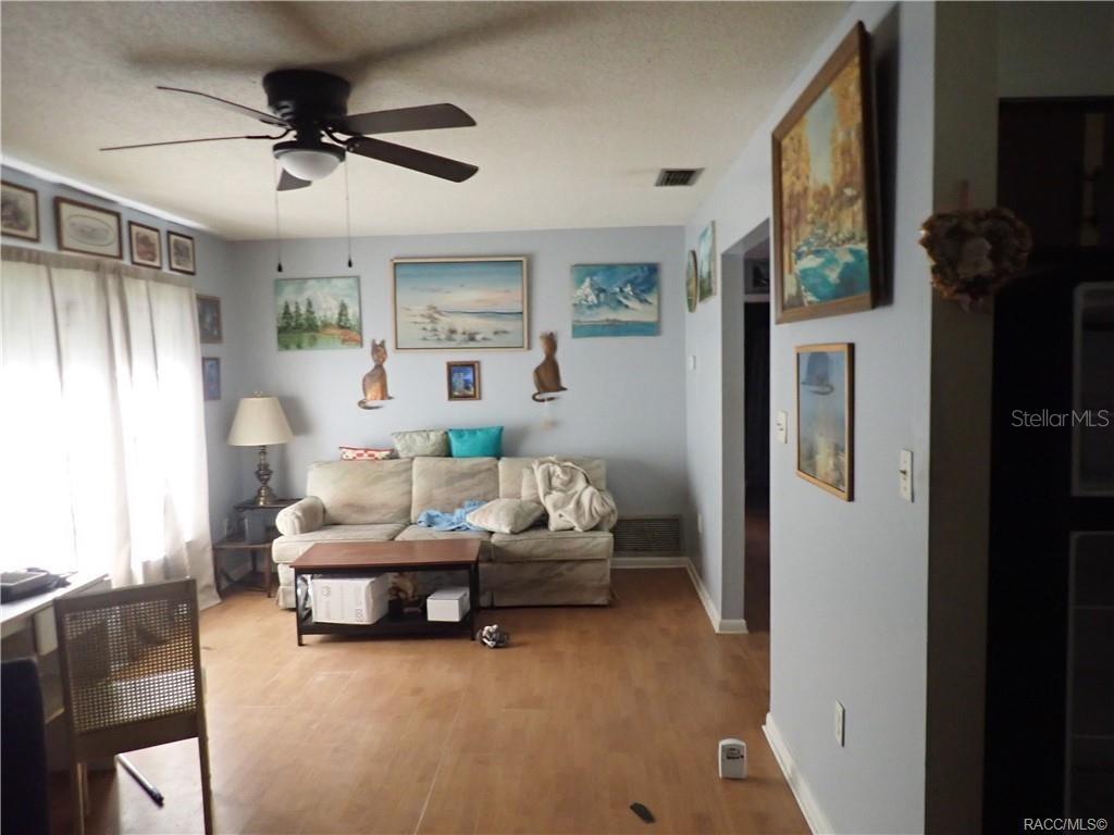 47 Lake Ct Loop Ocala, FL 34472 - Photo 7 of 8