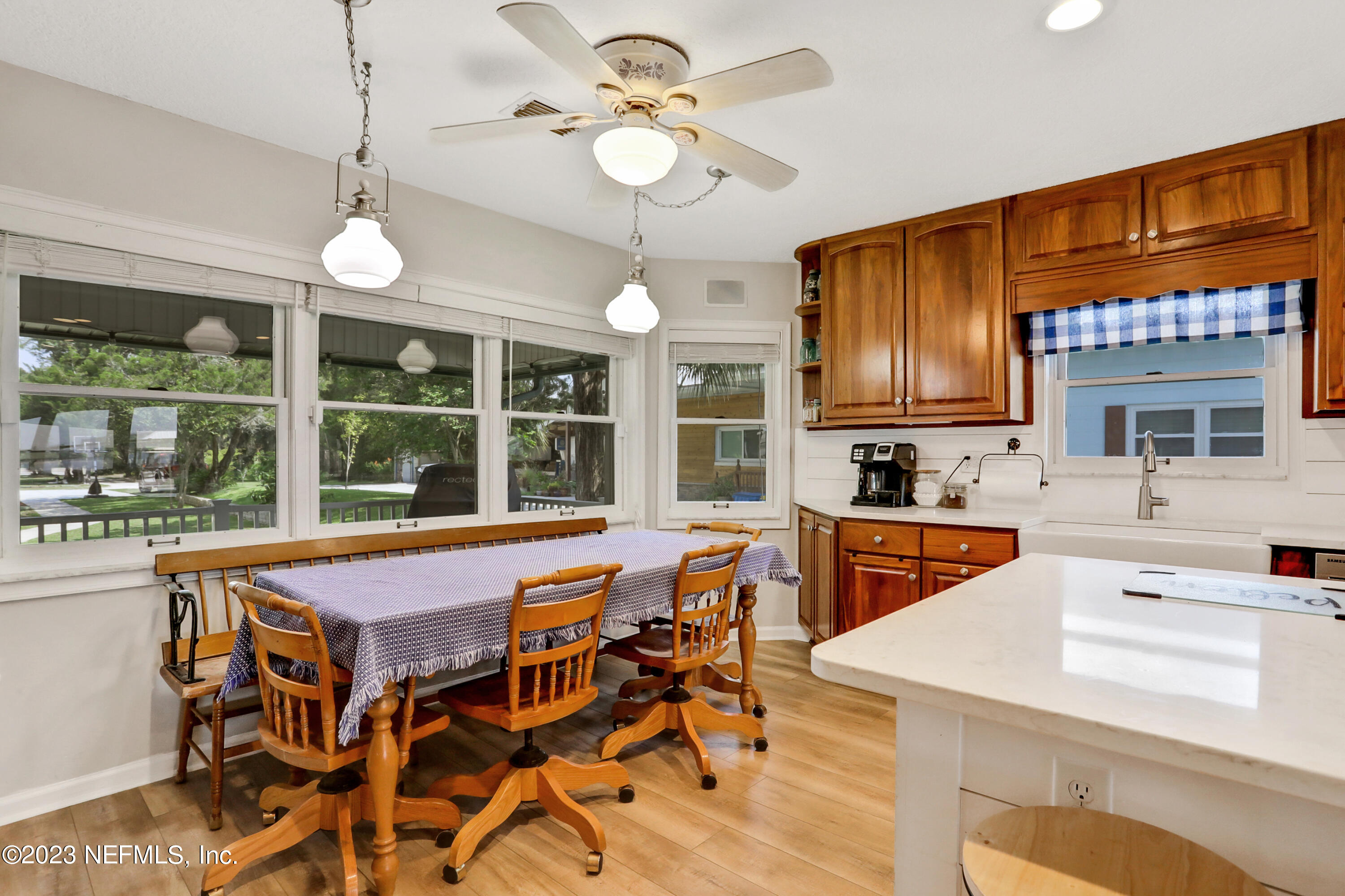 10100 Heckscher Drive Jacksonville, FL 32226 - Photo 13 of 90 Kitchen & Breakfast Table