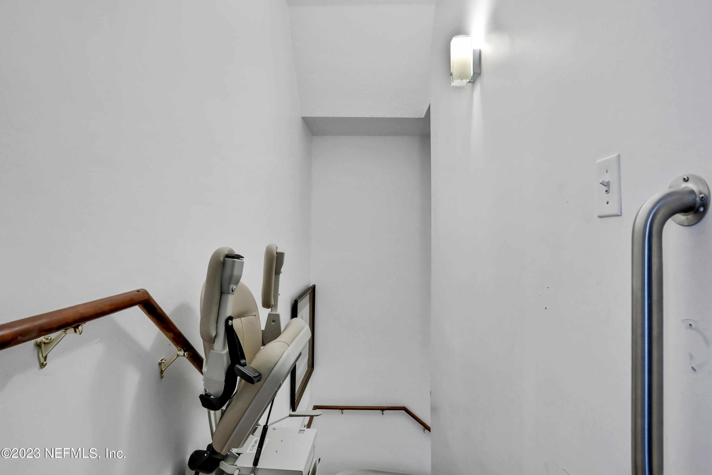 10100 Heckscher Drive Jacksonville, FL 32226 - Photo 72 of 90 Stairway with Chair Lift