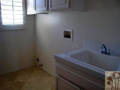 81908 Villa Reale Drive Indio, CA 92203 - Photo 14 of 25 a bathroom with a tub