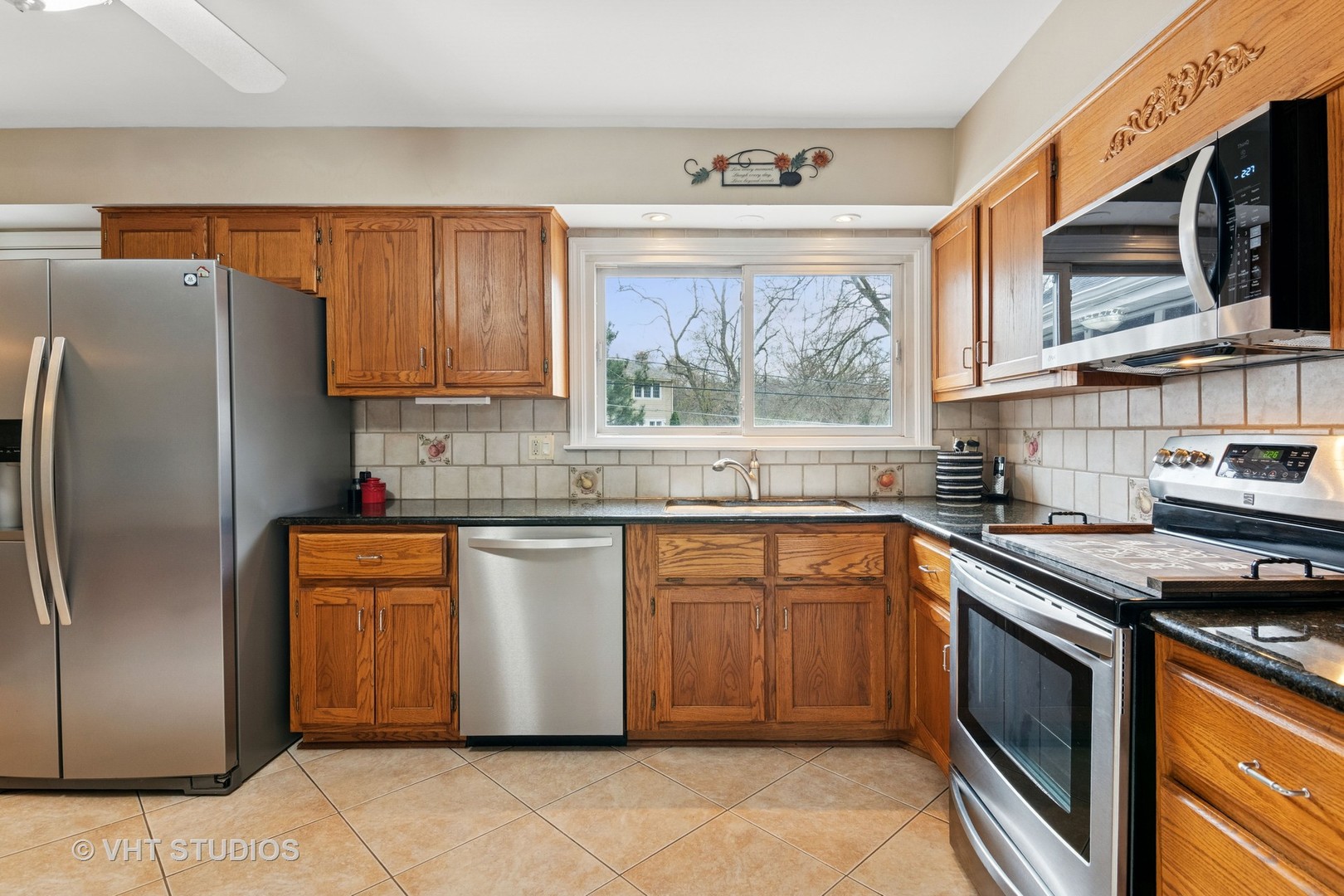 1502 Mayo Avenue Wheaton, IL 60189 - Photo 23 of 32