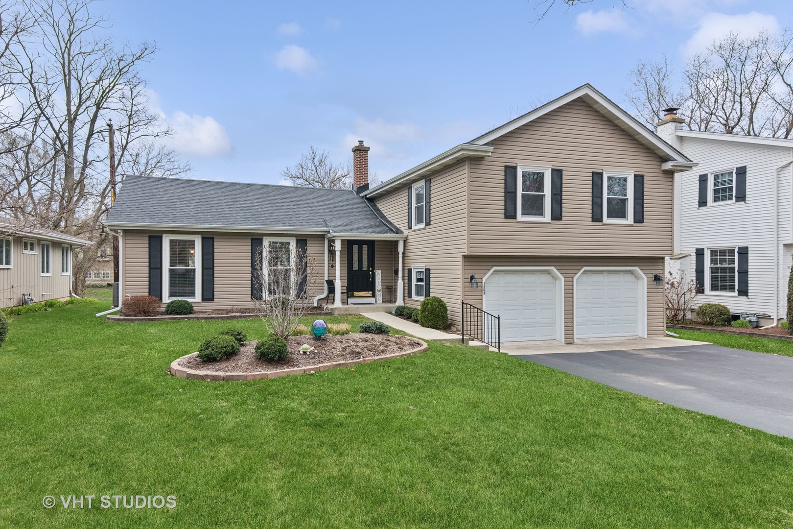 1502 Mayo Avenue Wheaton, IL 60189 - Photo 7 of 32