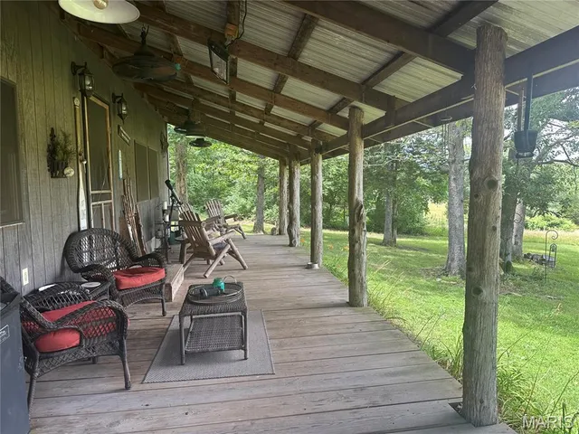 $980,000 | 31 Sunset Lane, Steelville, MO 65565