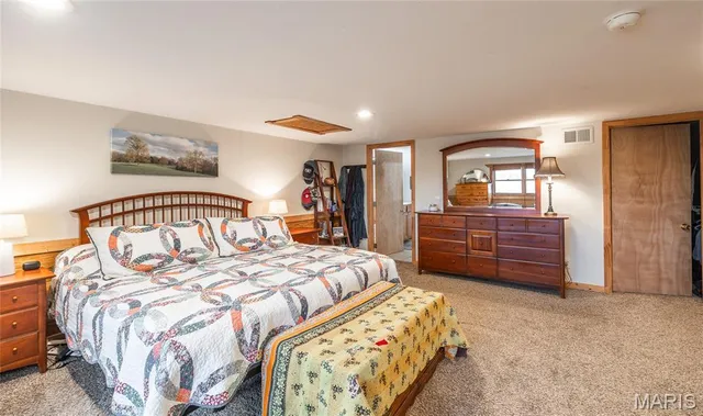 $980,000 | 31 Sunset Lane, Steelville, MO 65565