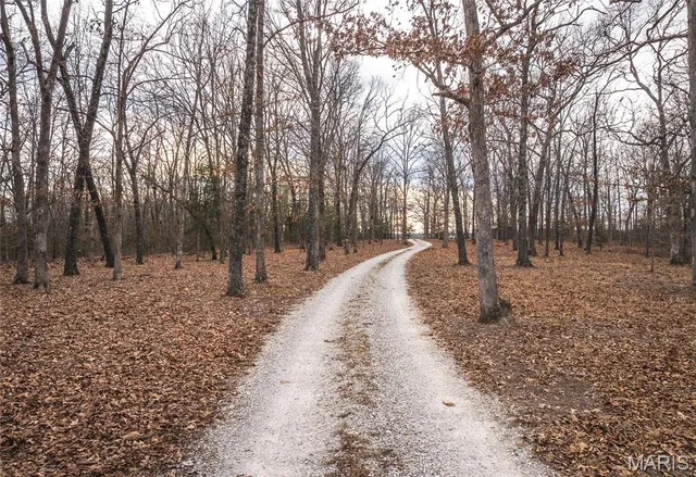 $980,000 | 31 Sunset Lane, Steelville, MO 65565