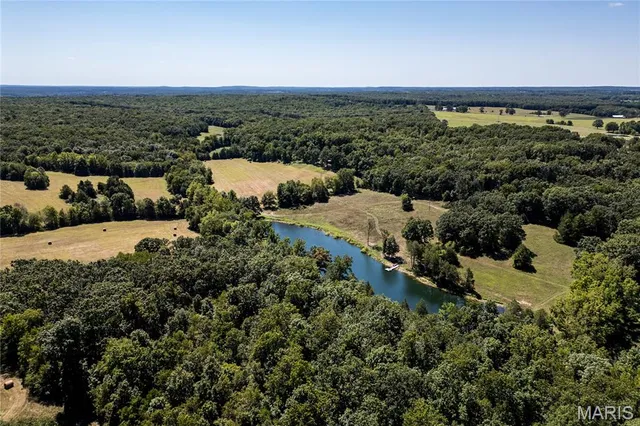 $980,000 | 31 Sunset Lane, Steelville, MO 65565