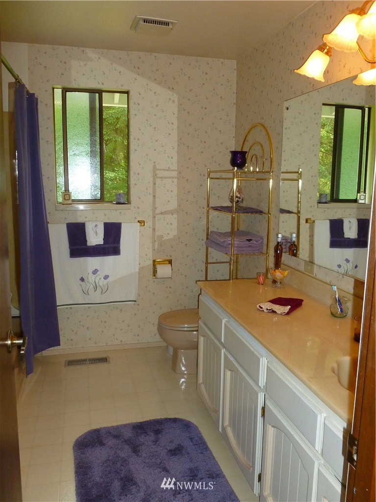14210 149th Place Southeast Renton, WA 98059 - Photo 17 of 25