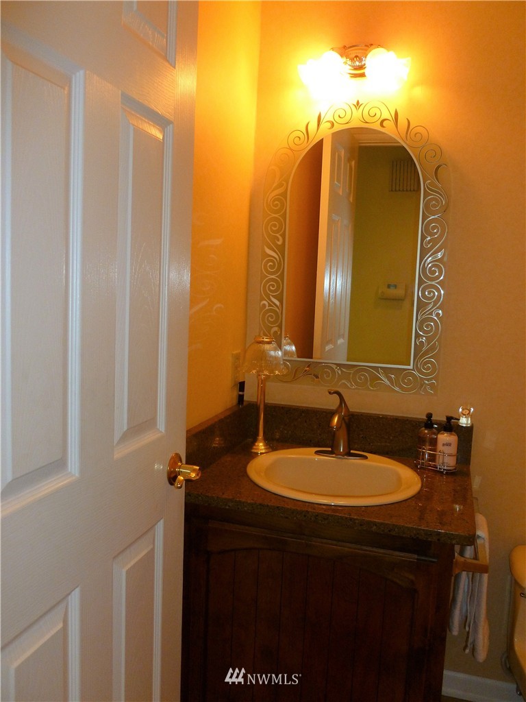 14210 149th Place Southeast Renton, WA 98059 - Photo 18 of 25