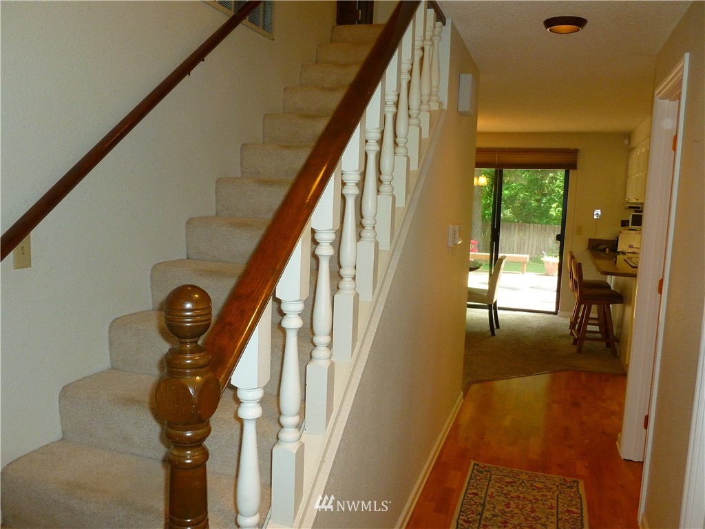 14210 149th Place Southeast Renton, WA 98059 - Photo 3 of 25