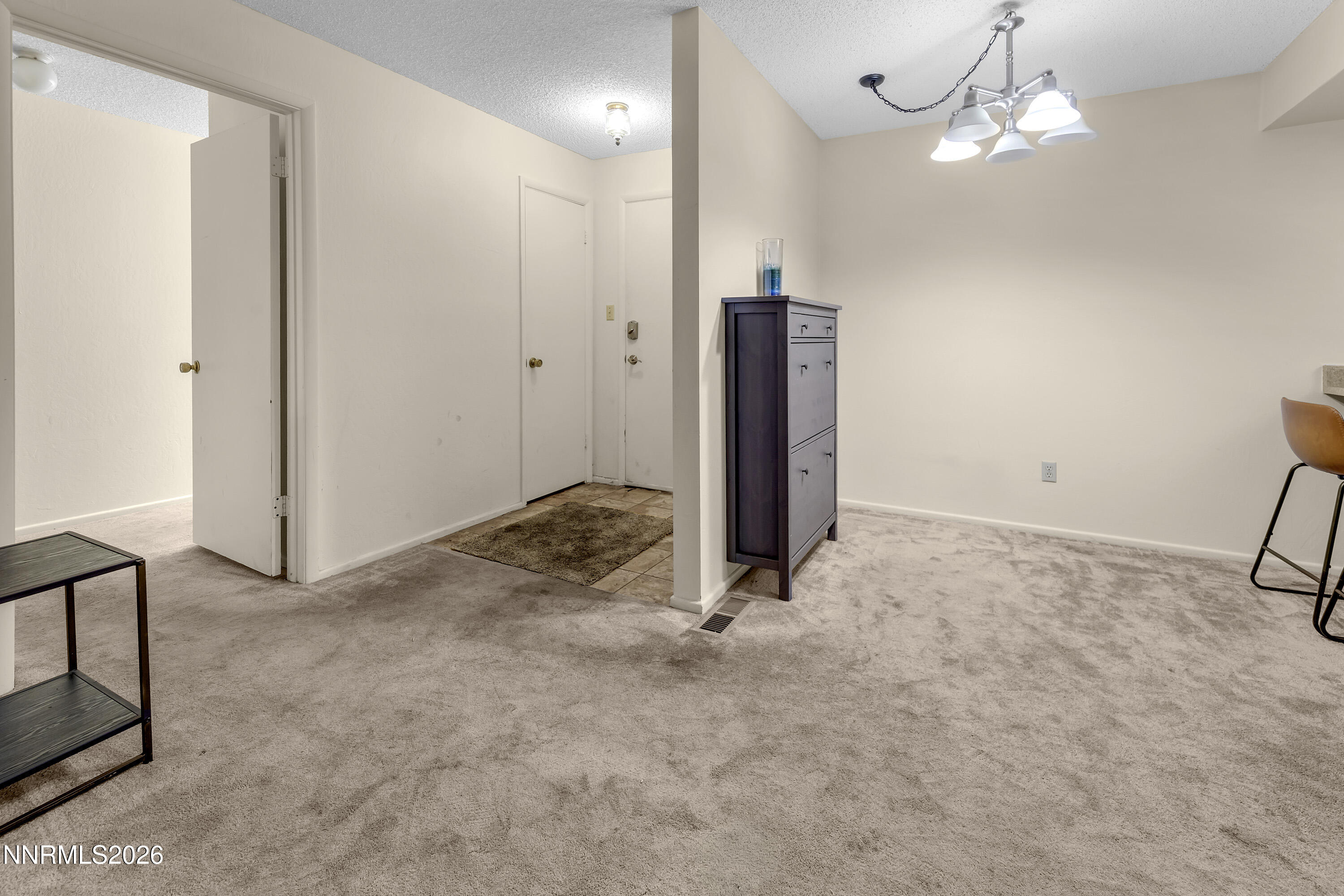2300 Dickerson Road, Unit 39 Reno, NV 89503 - Photo 6 of 34 Dickerson2300_39-004