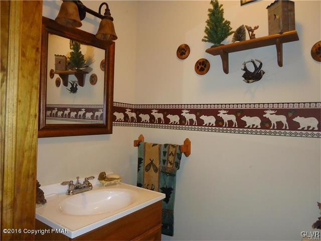 36 Indian Trail Road Jim Thorpe, PA 18229 - Photo 17 of 23 Gallery Image 17