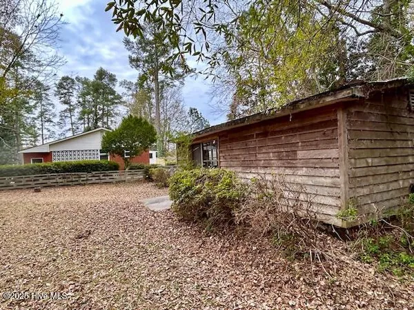 $312,000 | 241 Oak Street, Wallace, NC 28466