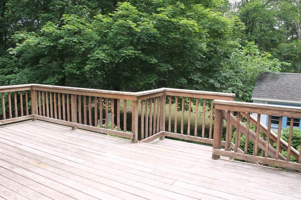 27 Brooksbie Road Bedford, MA 01730 - Photo 18 of 21 Gallery Image 18