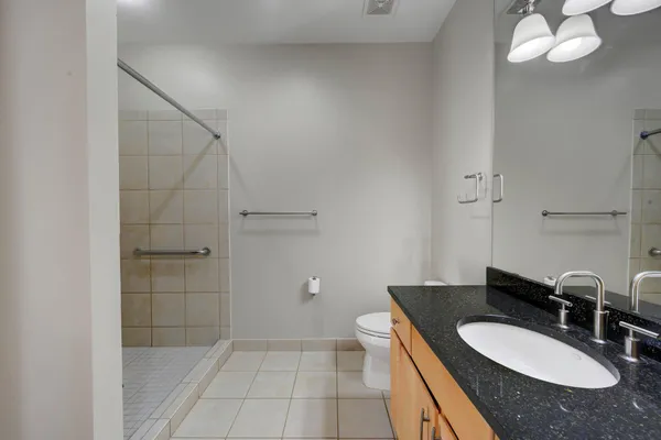 $4,795 | 150 Northeast 2nd Street, Unit B514, Minneapolis, MN 55413