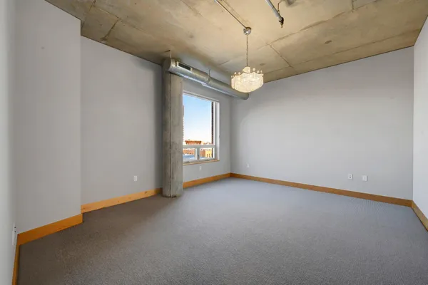 $4,795 | 150 Northeast 2nd Street, Unit B514, Minneapolis, MN 55413