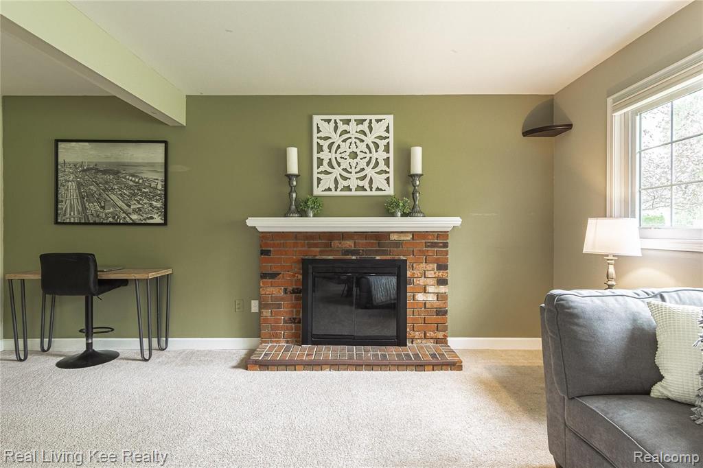 2260 North Fairview Lane Rochester Hills, MI 48306 - Photo 15 of 38