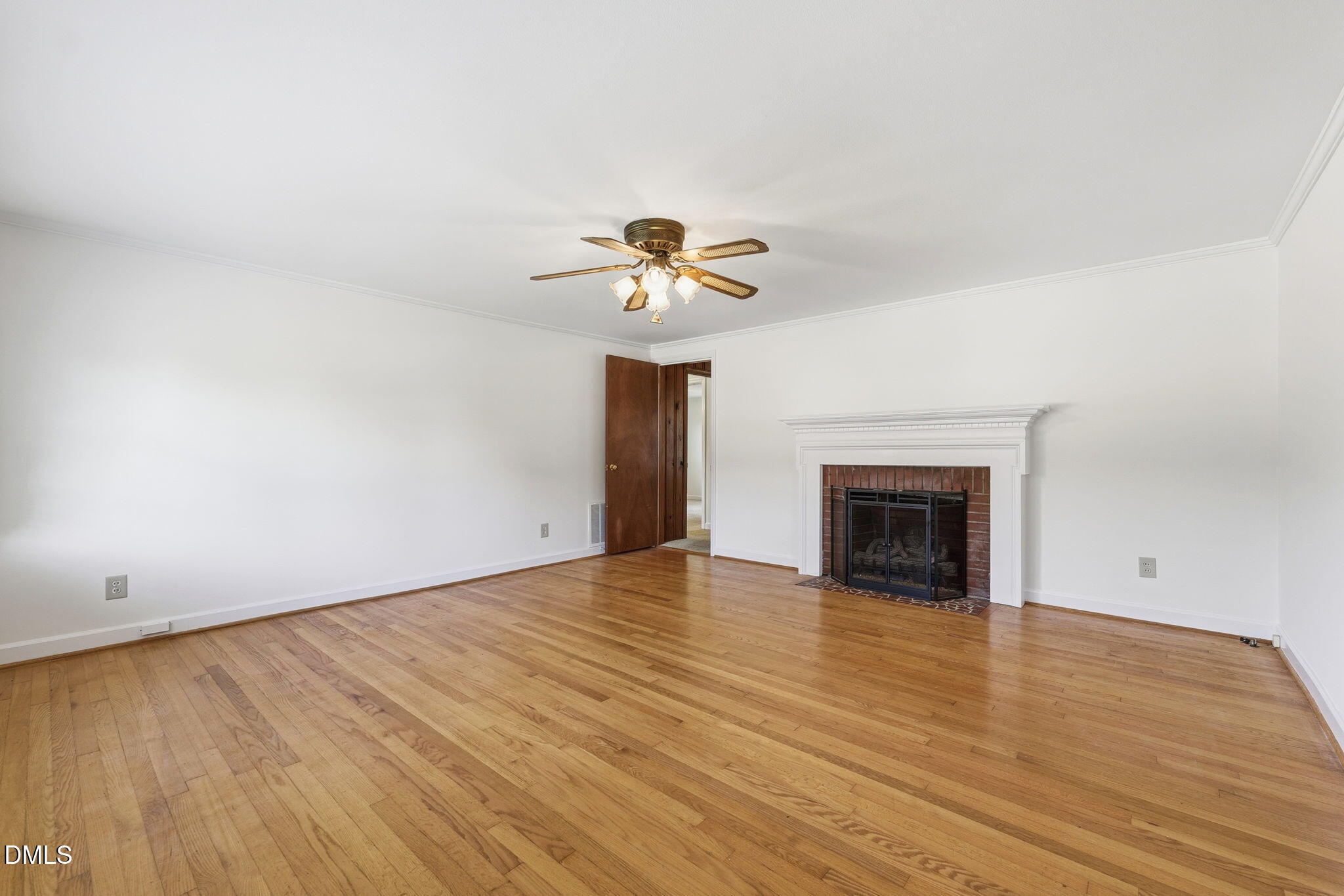 4-web-or-mls-_2154947