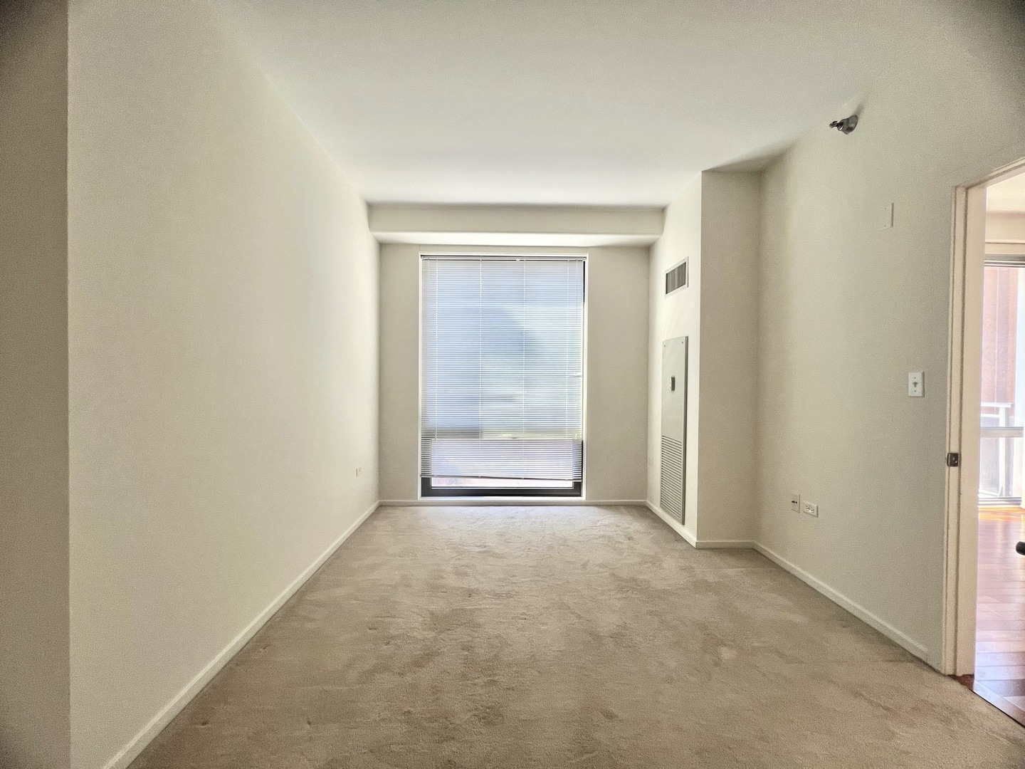 1 East 8th Street, Unit 307 Chicago, IL 60605 - Photo 11 of 23 a view of empty room