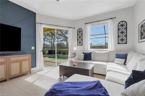 $590,000 | 15464 Cortona Way, Naples, FL 34120