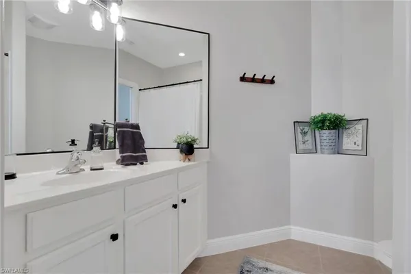 $590,000 | 15464 Cortona Way, Naples, FL 34120