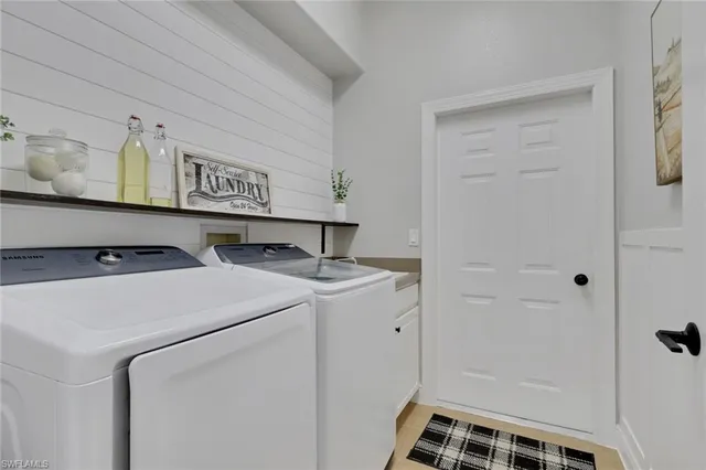 $629,000 | 15464 Cortona Way, Naples, FL 34120