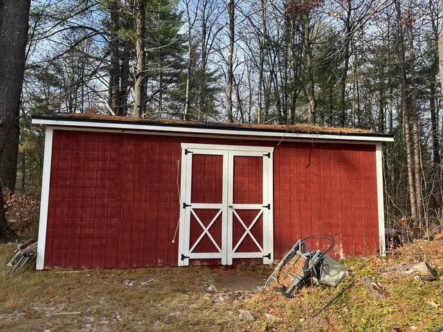 $273,900 | 6840 South Riverbend Lane, Baldwin, MI 49304