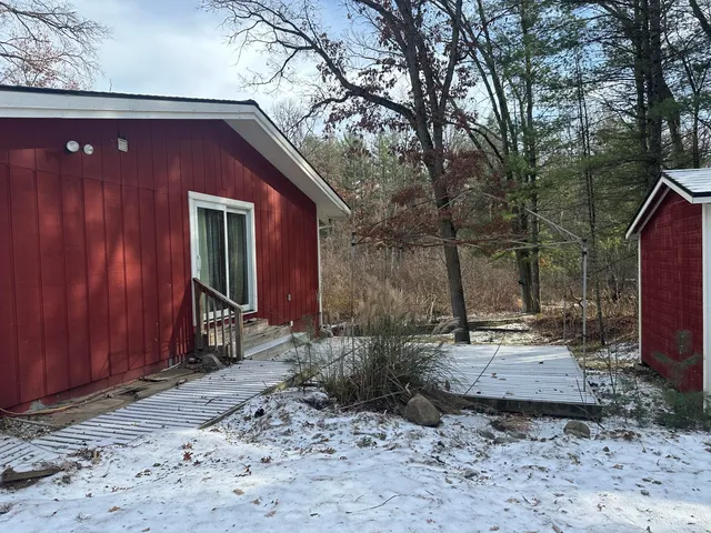 $273,900 | 6840 South Riverbend Lane, Baldwin, MI 49304