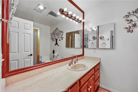 $1,299,000 | 324 North Palm Drive, Unit 407, Beverly Hills, CA 90210