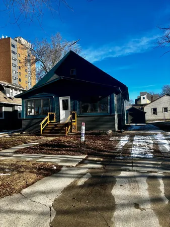 $119,900 | 219 3rd Avenue Southwest, Pipestone, MN 56164