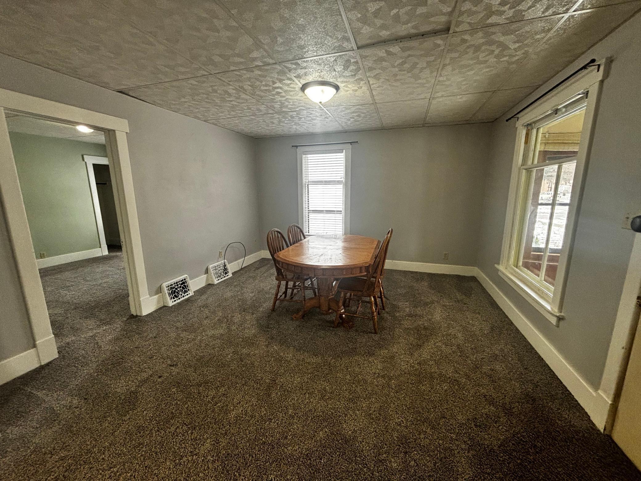 219 3rd Avenue Southwest Pipestone, MN 56164 - Photo 4 of 14