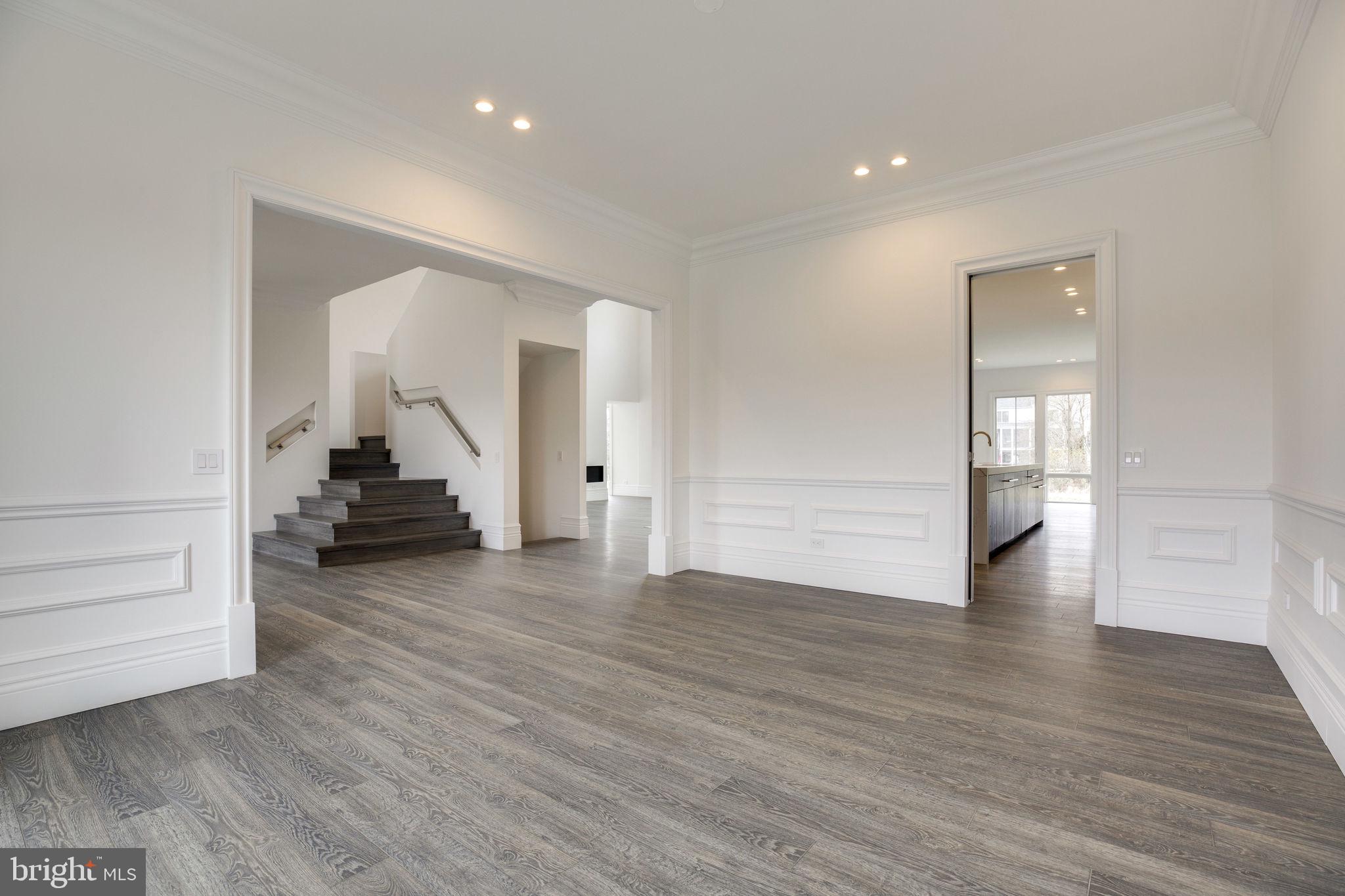 23075 Red Sunset Place Aldie, VA 20105 - Photo 12 of 89 Dining Room