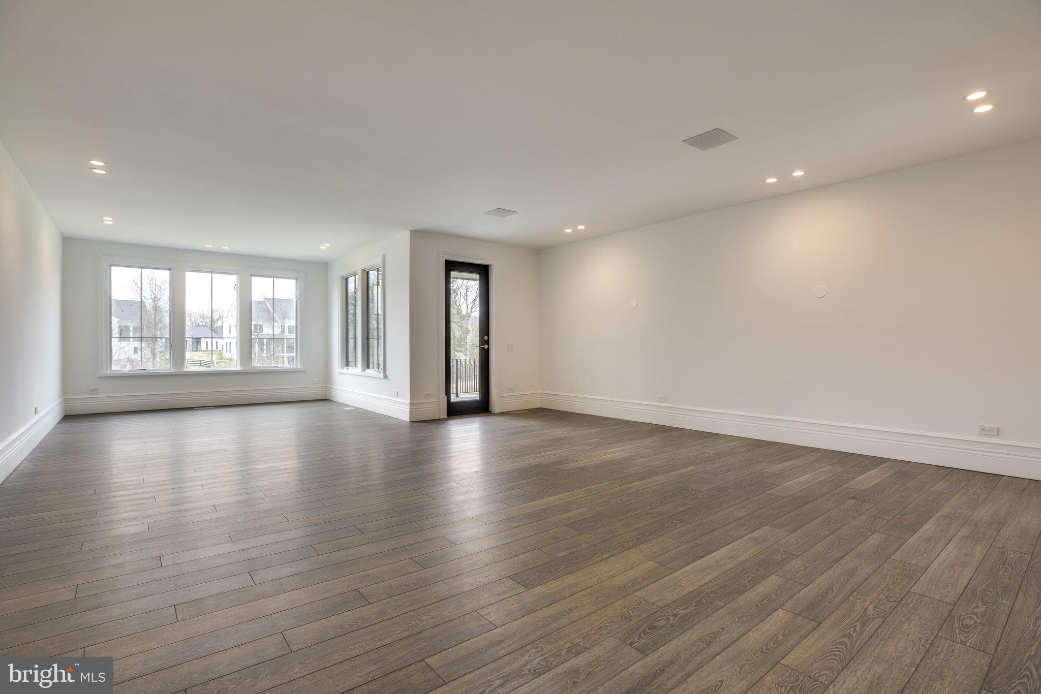 23075 Red Sunset Place Aldie, VA 20105 - Photo 53 of 89 Owner's Suite w/ door to upper deck