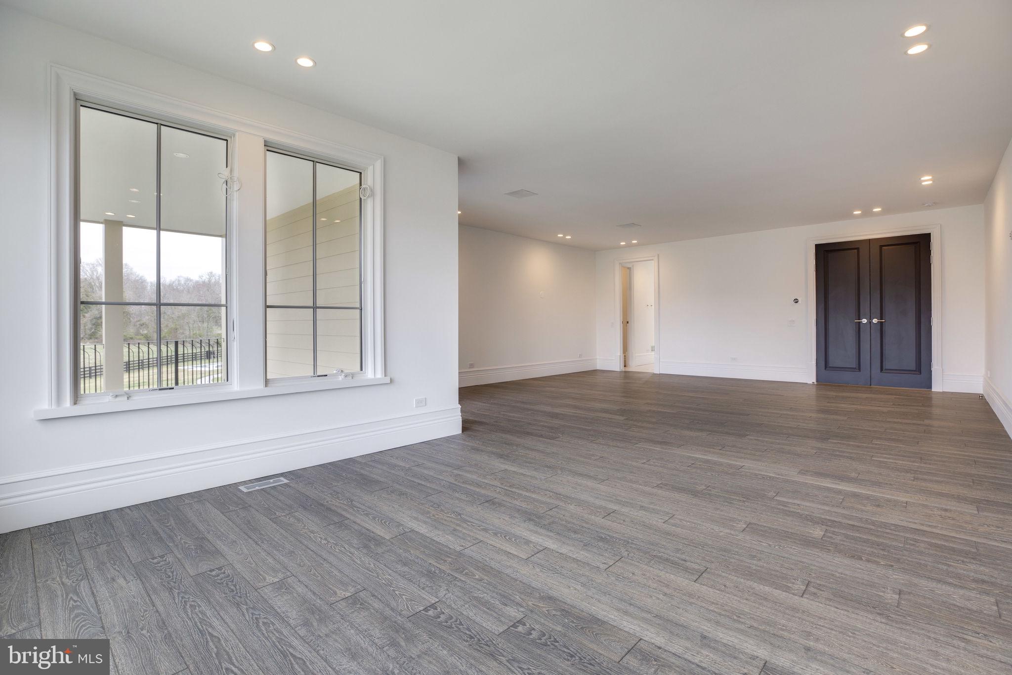 23075 Red Sunset Place Aldie, VA 20105 - Photo 54 of 89 Owner's Suite