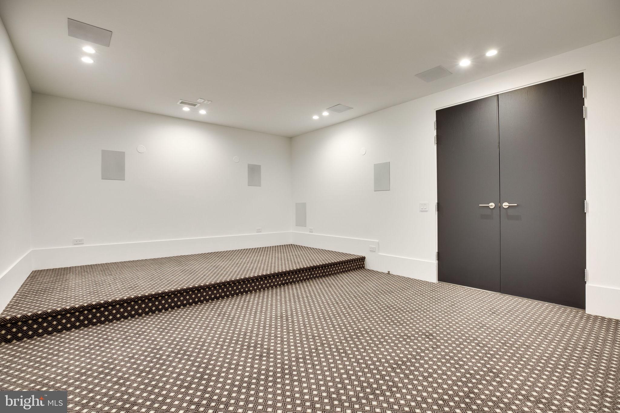 23075 Red Sunset Place Aldie, VA 20105 - Photo 73 of 89 Media Room