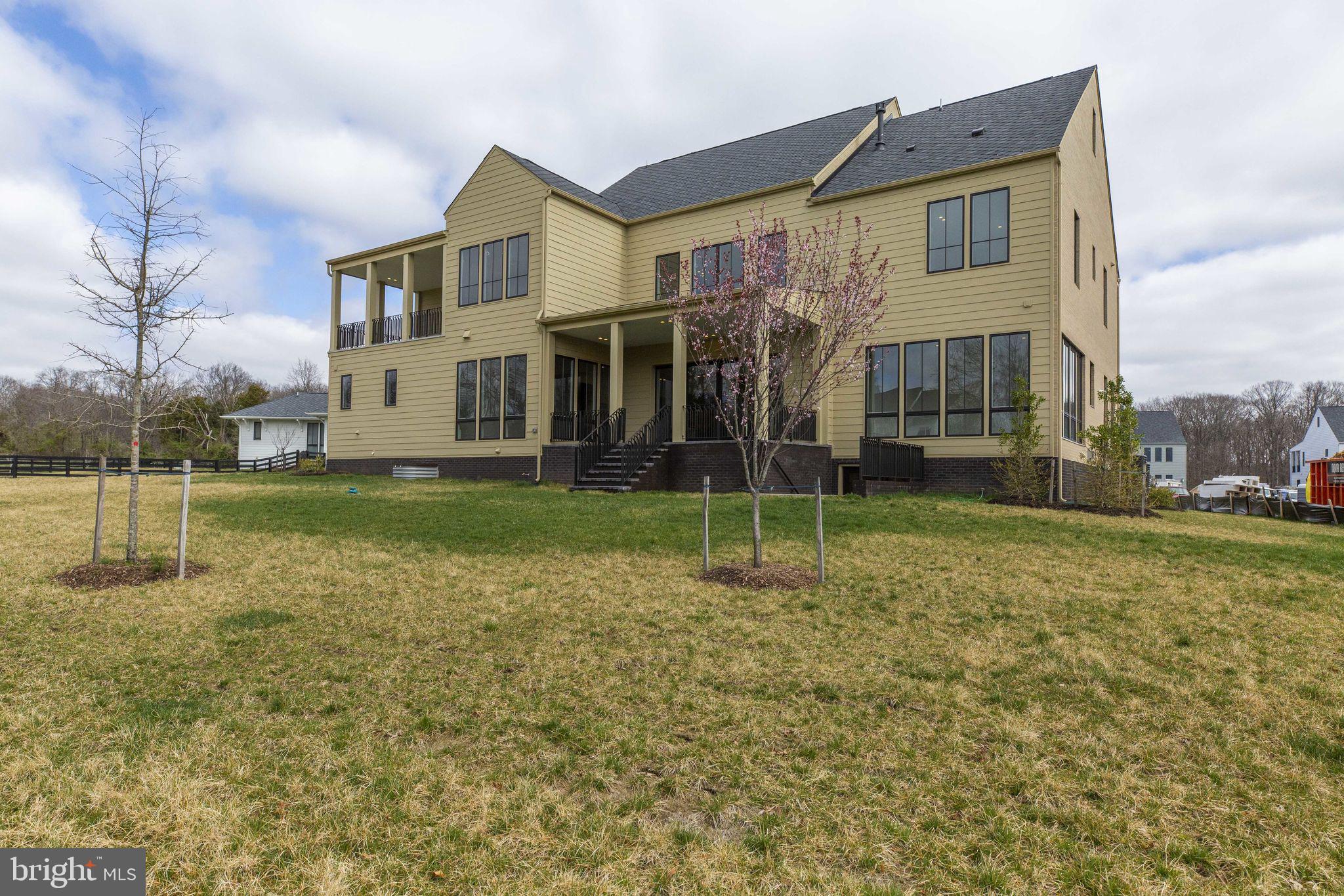 23075 Red Sunset Place Aldie, VA 20105 - Photo 83 of 89 Rear view