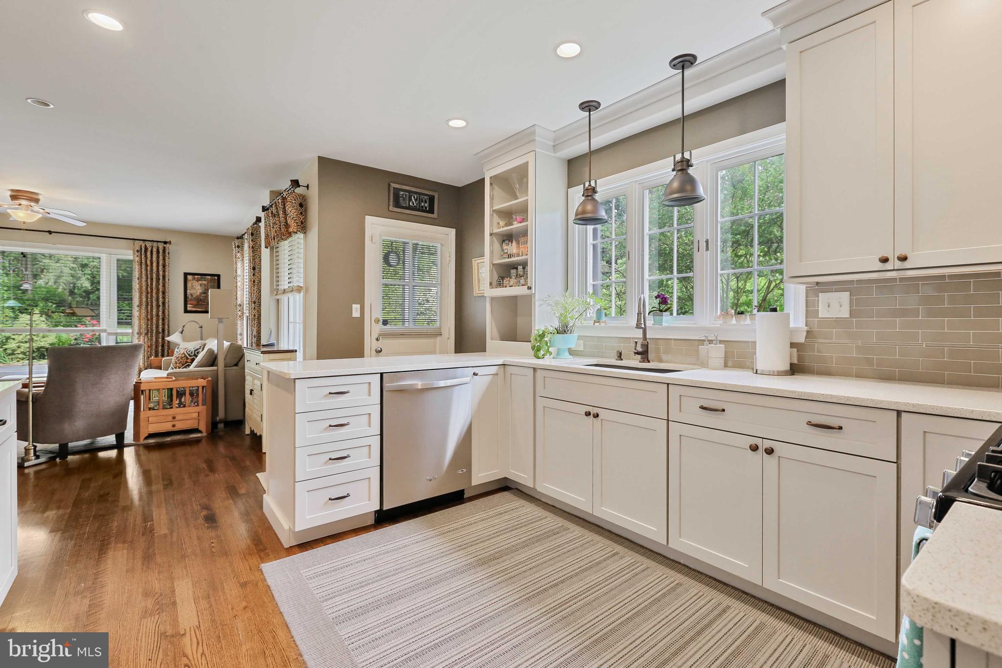 5424 Springlake Way Baltimore, MD 21212 - Photo 12 of 48 Gallery Image 12