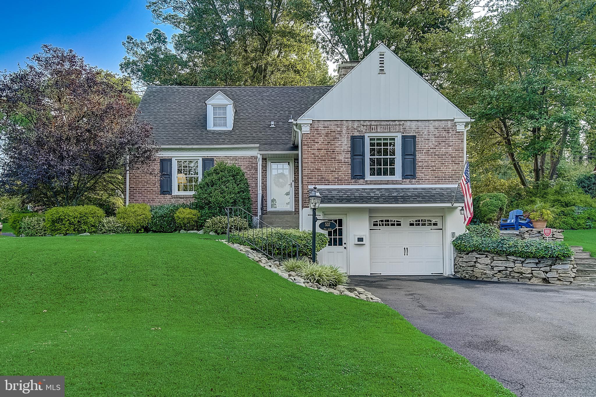 537 Fox Road Glenside, PA 19038 - Photo 1 of 52 Gallery Image 1