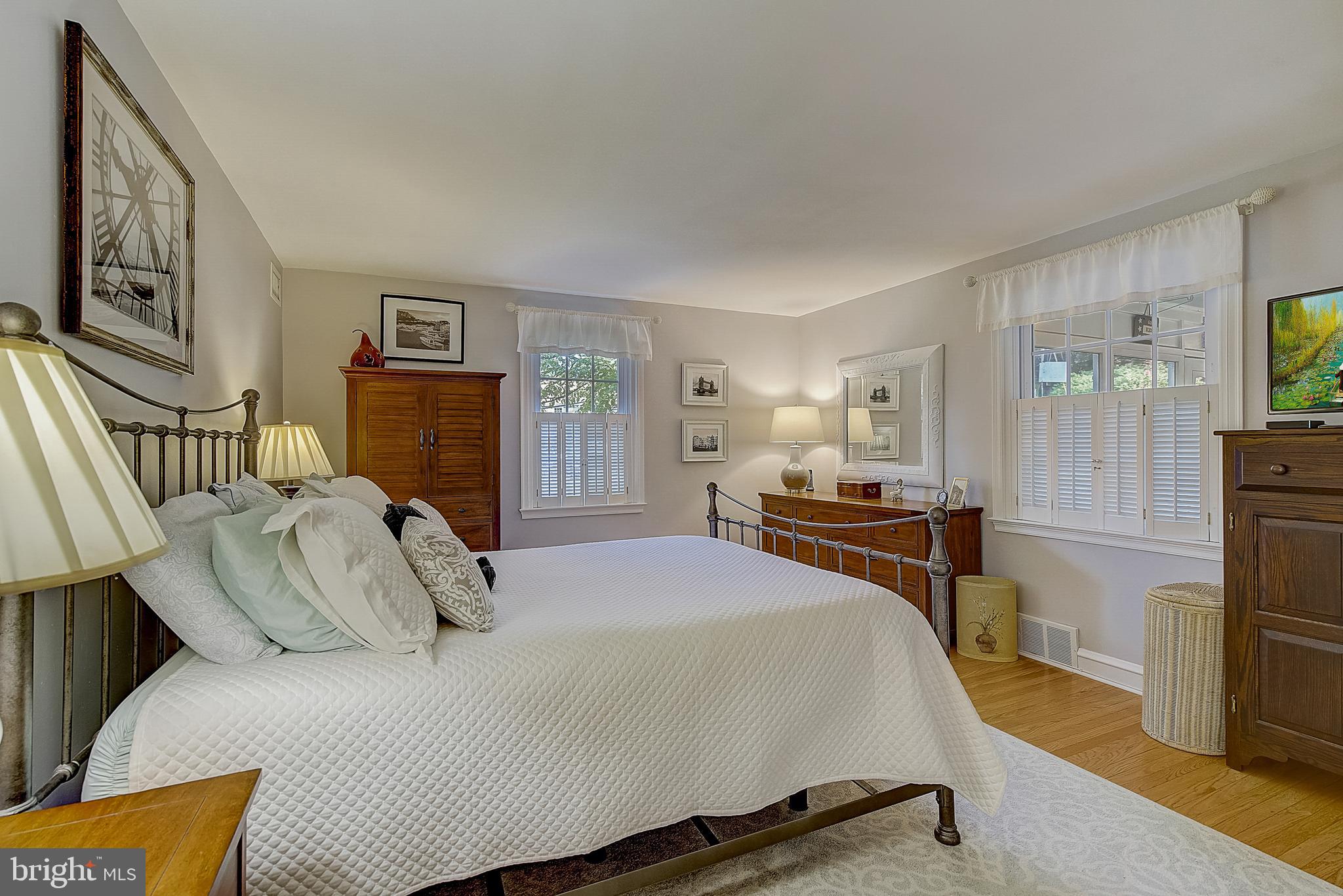 537 Fox Road Glenside, PA 19038 - Photo 15 of 52 Gallery Image 15