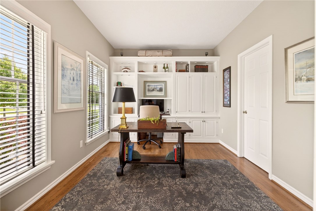 47 Scarborough Park Penfield, NY 14625 - Photo 6 of 50