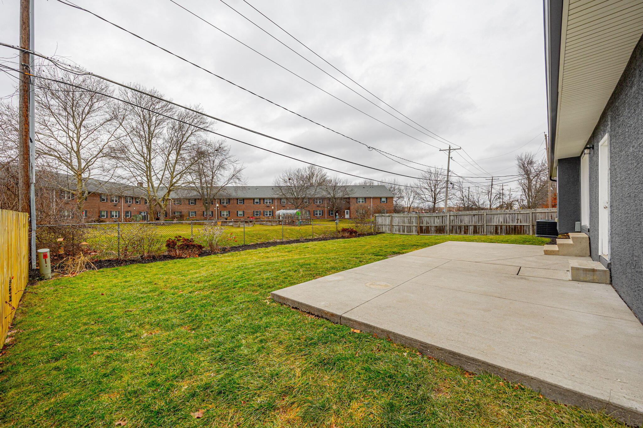 5481 Blue Ash Road Columbus, OH 43229 - Photo 55 of 61 58-web-or-mls-5481 Blue Ash Road 054