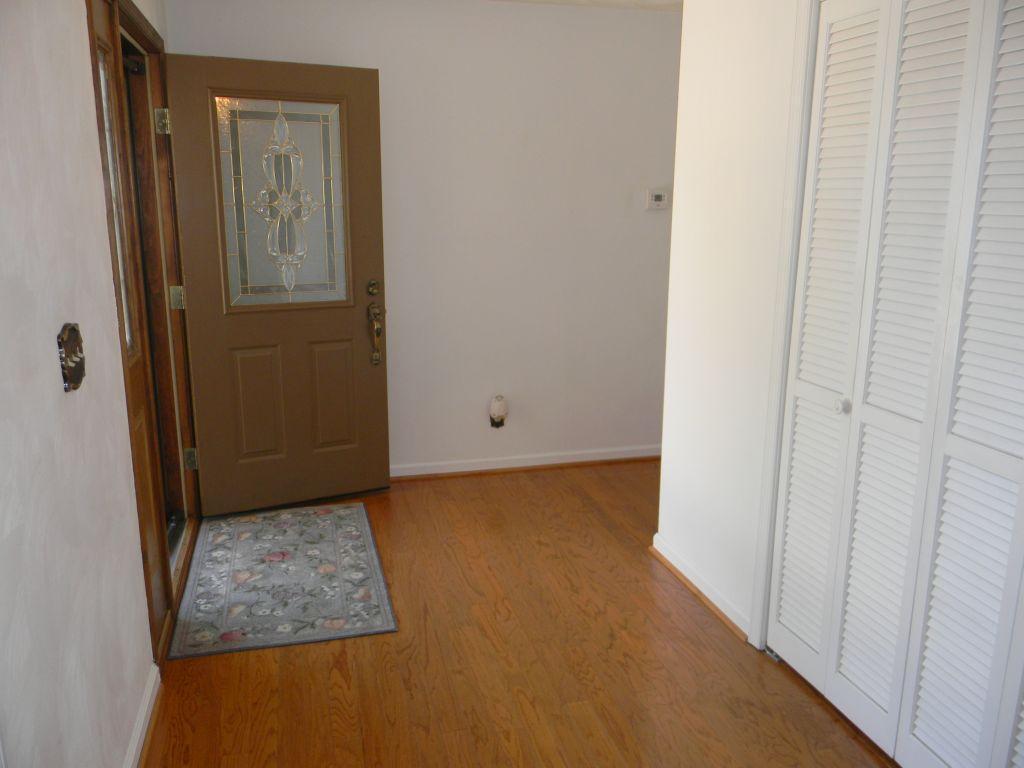 4925 Grape Tree Lane Roanoke, VA 24018 - Photo 4 of 27 an empty room with closet