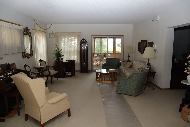 11852 West Canada Road Polo, IL 61064 - Photo 6 of 36