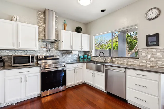 $10,000 | 1052 East Washington Avenue, Gilbert, AZ 85234