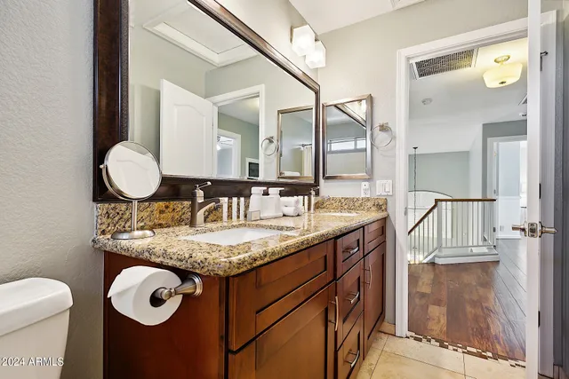 $10,000 | 1052 East Washington Avenue, Gilbert, AZ 85234