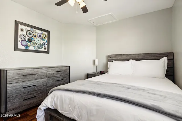 $10,000 | 1052 East Washington Avenue, Gilbert, AZ 85234