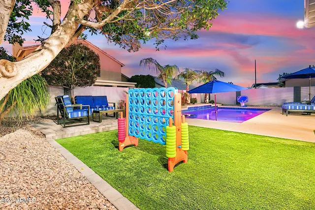 $10,000 | 1052 East Washington Avenue, Gilbert, AZ 85234