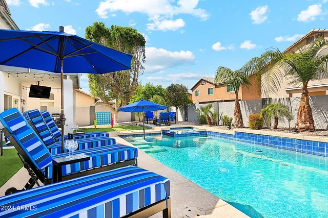 $10,000 | 1052 East Washington Avenue, Gilbert, AZ 85234